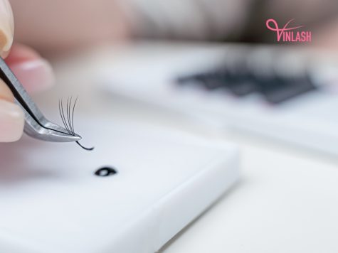 a-featured-list-supplies-needed-for-lash-extensions-for-your-business-1
